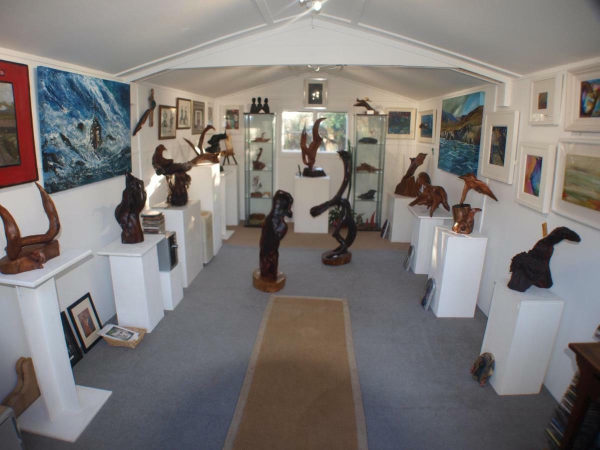 Lakefield Gallery Keel  Eksteriør bilde